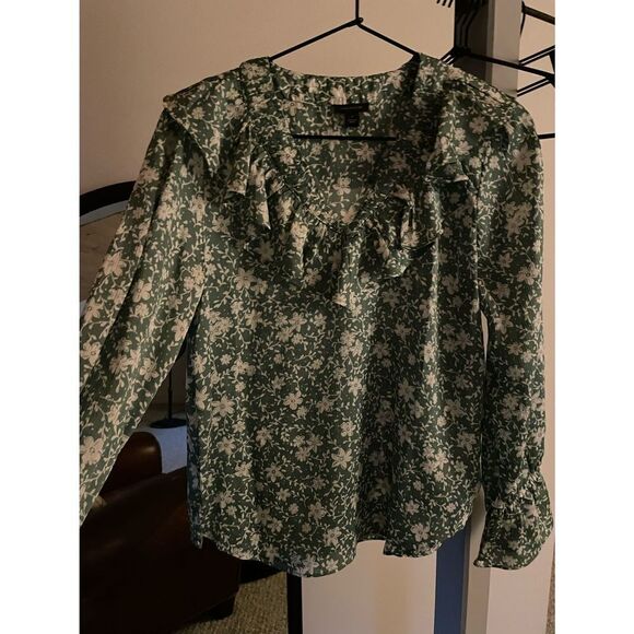 Ann Taylor V neck Ruffled Blouse small - Picture 5 of 6